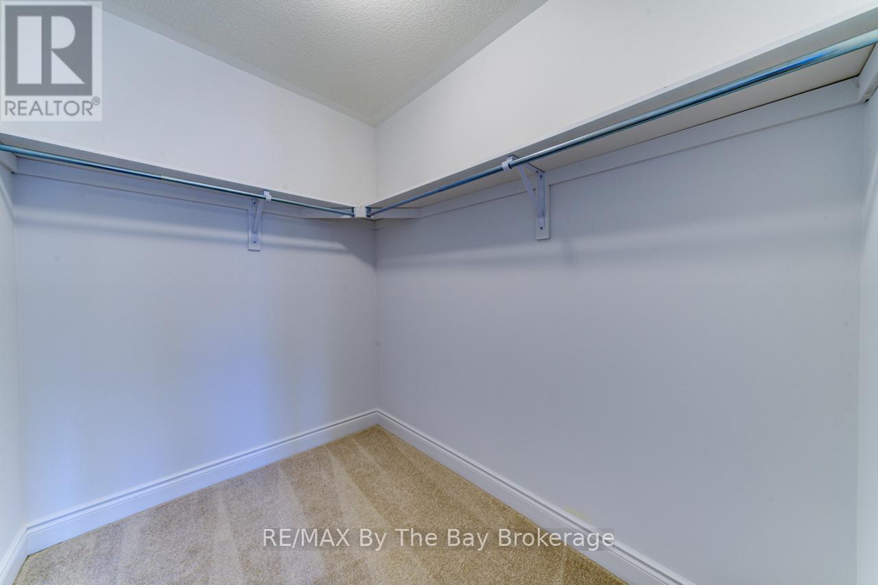 25 Lisa Street, Wasaga Beach, Ontario  L9Z 1J9 - Photo 25 - S12244273
