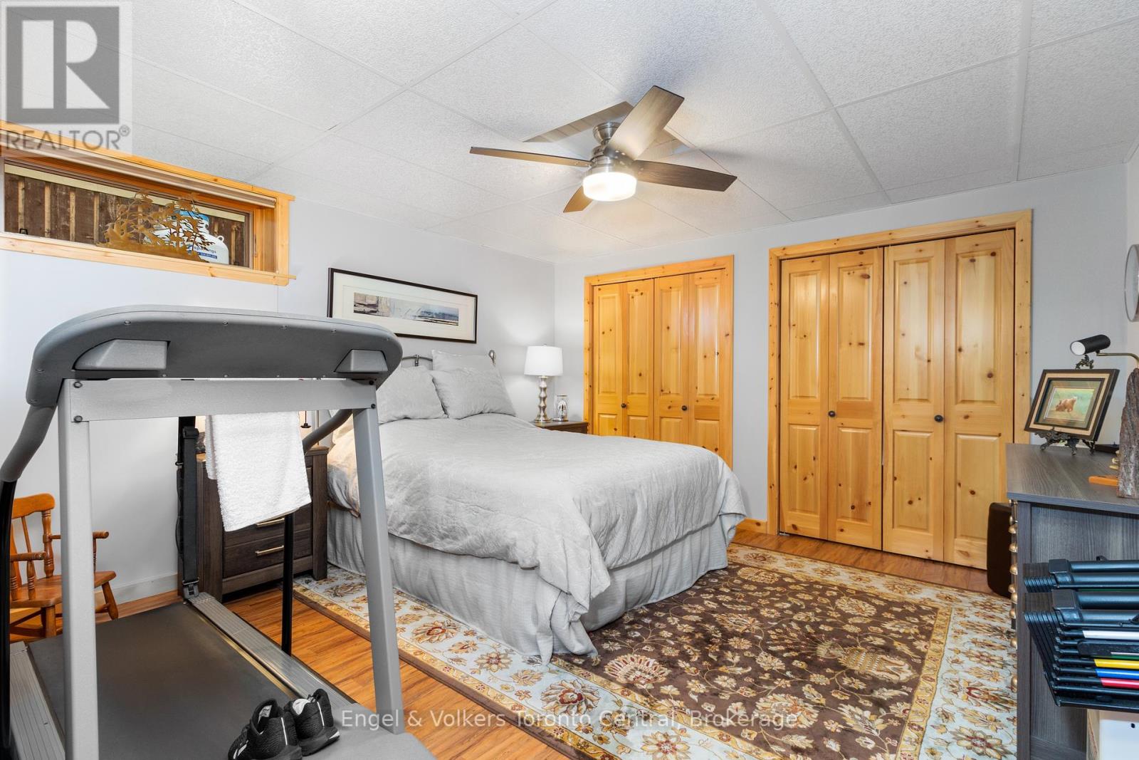 54 William Street, Northern Bruce Peninsula, Ontario  N0H 1W0 - Photo 28 - X12244115