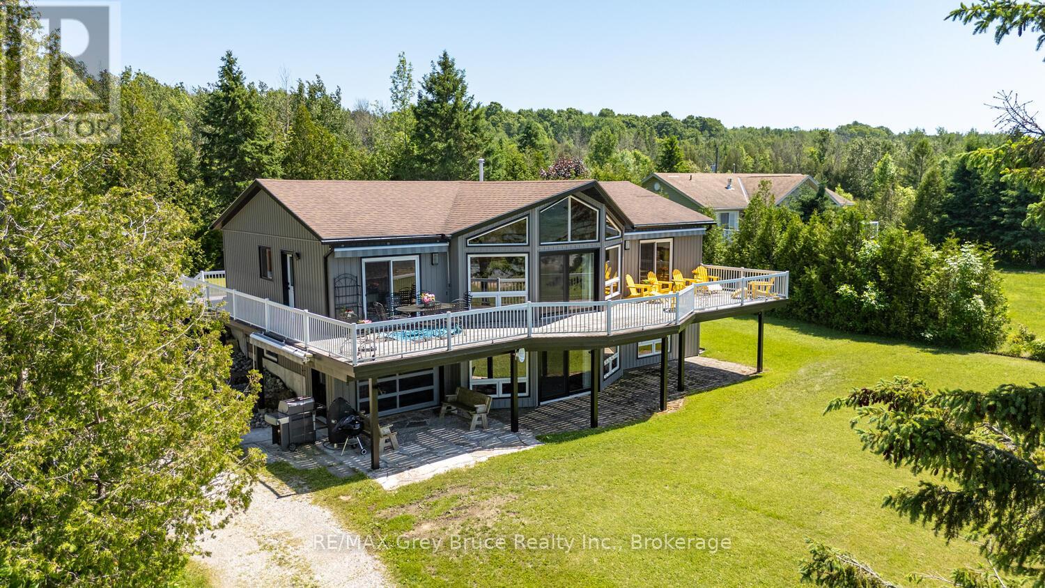 501219 Grey Road 1 Road, Georgian Bluffs, Ontario  N0H 2T0 - Photo 36 - X12244177