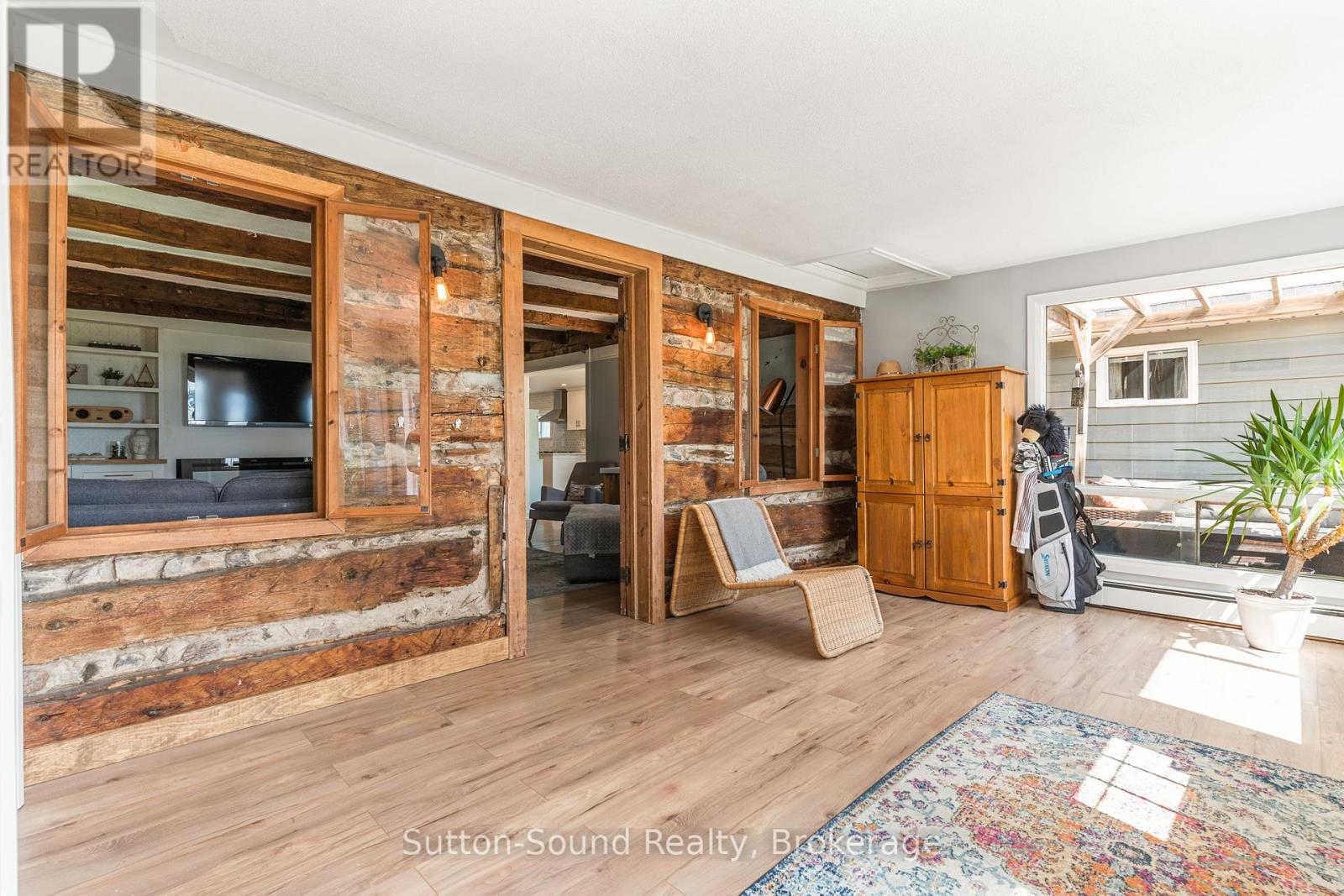 168 Old Beach Drive, Georgian Bluffs, Ontario  N4K 5N4 - Photo 6 - X12244260