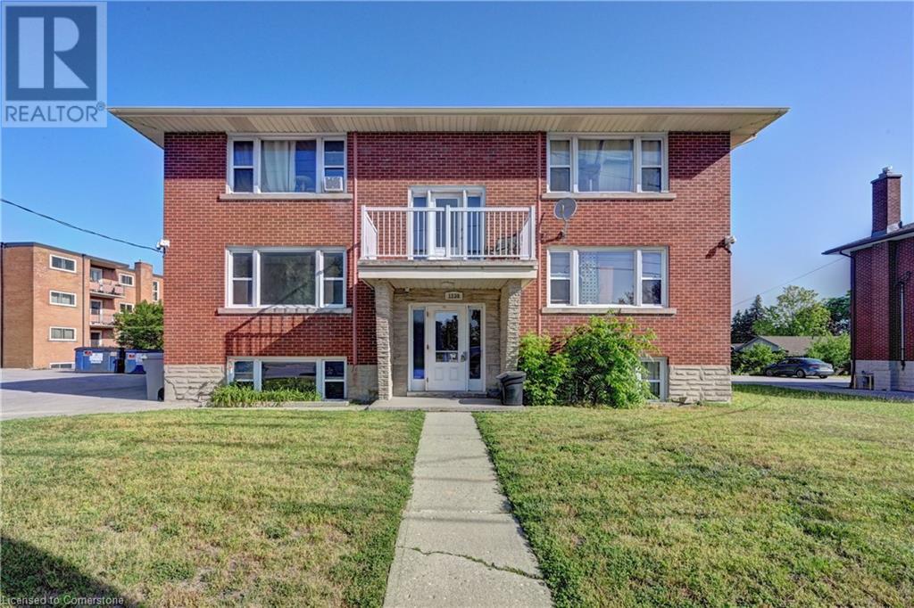 1230 Queens Boulevard Unit# 2, Kitchener, Ontario  N2M 1C3 - Photo 1 - 40745015