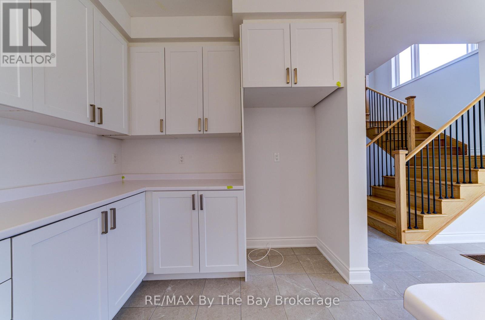 2 Autumn Drive, Wasaga Beach, Ontario  L9Z 0K7 - Photo 15 - S12244504