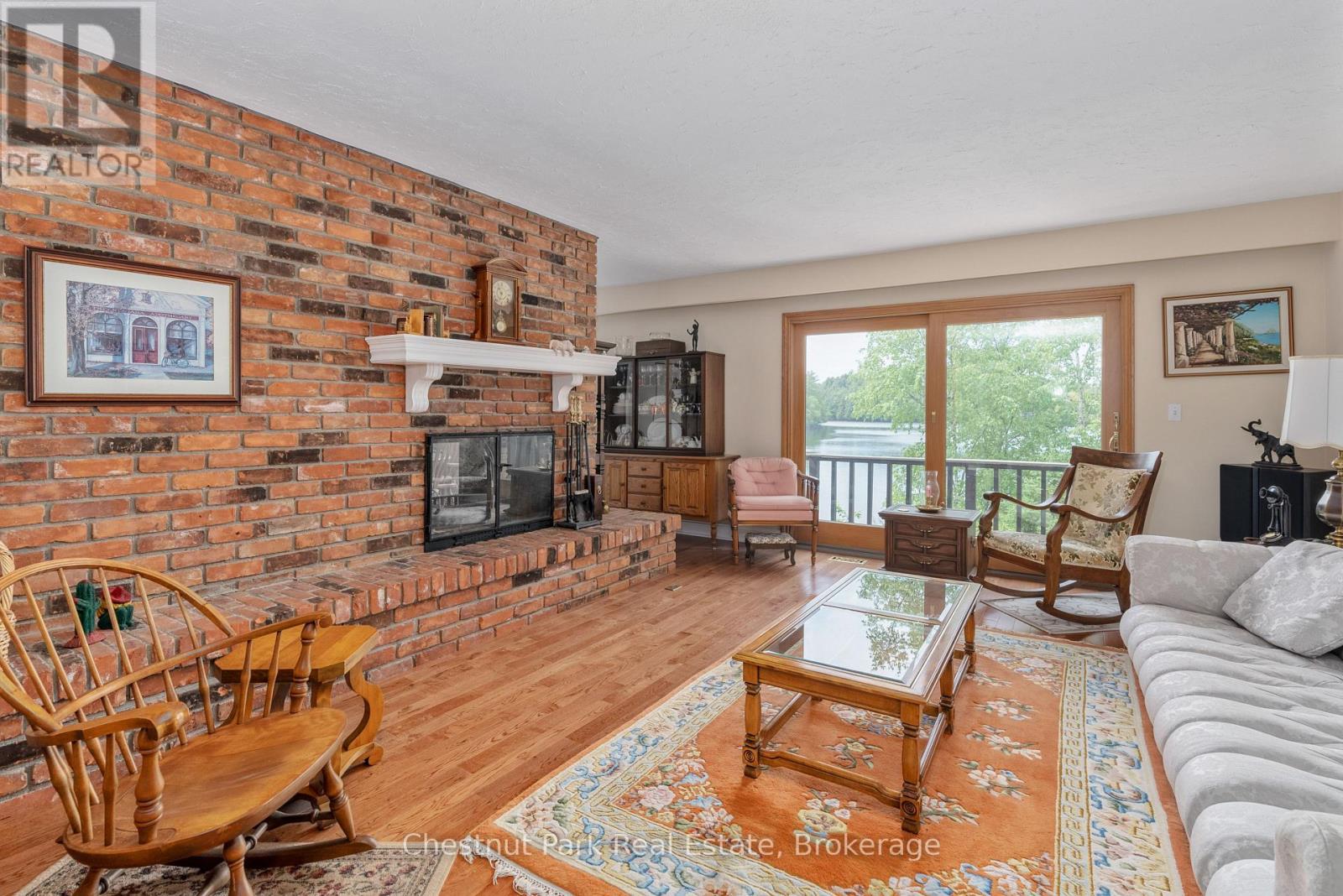 652 North Waseosa Lake Road, Huntsville, Ontario  P1H 2J4 - Photo 13 - X12244522