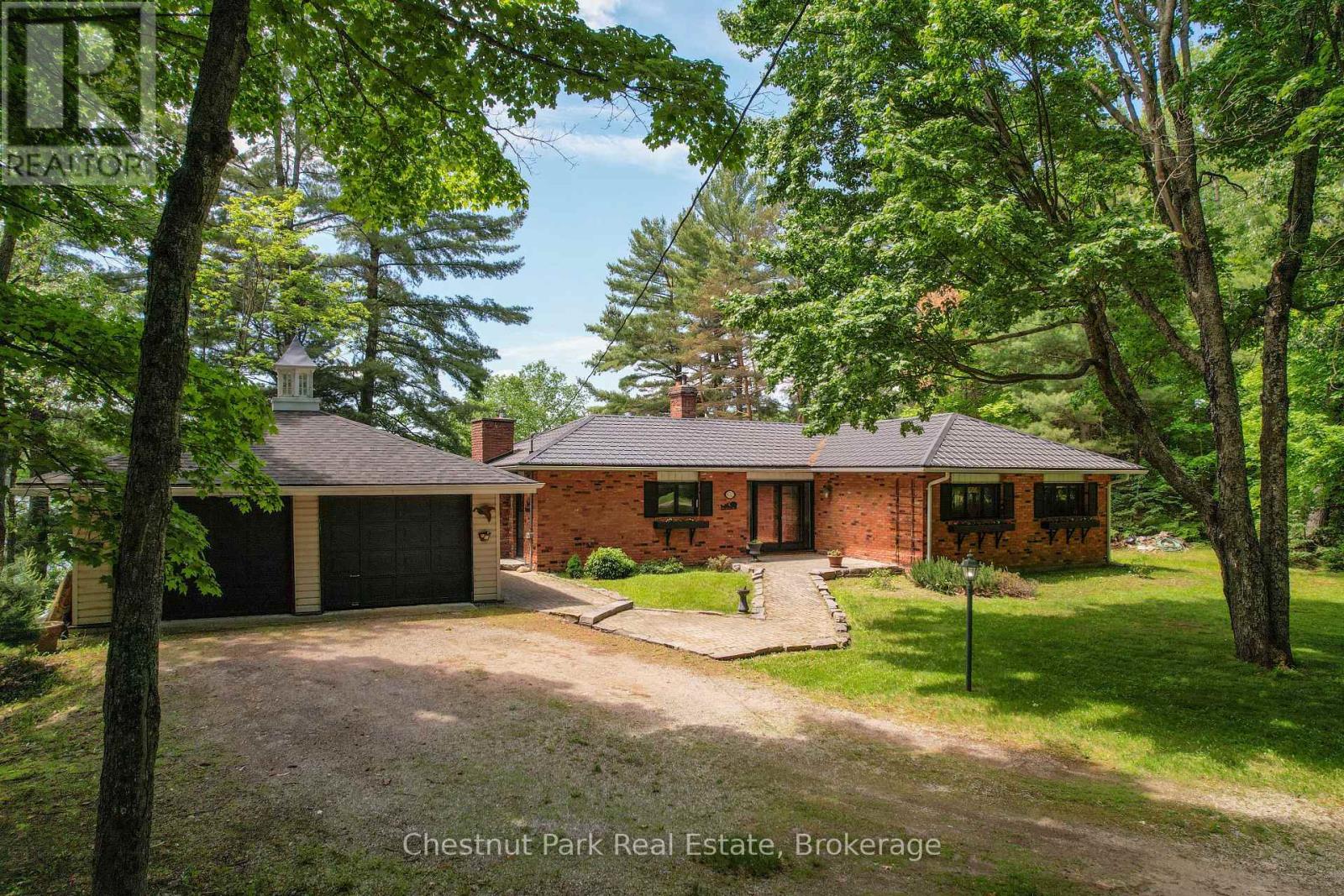652 North Waseosa Lake Road, Huntsville, Ontario  P1H 2J4 - Photo 32 - X12244522