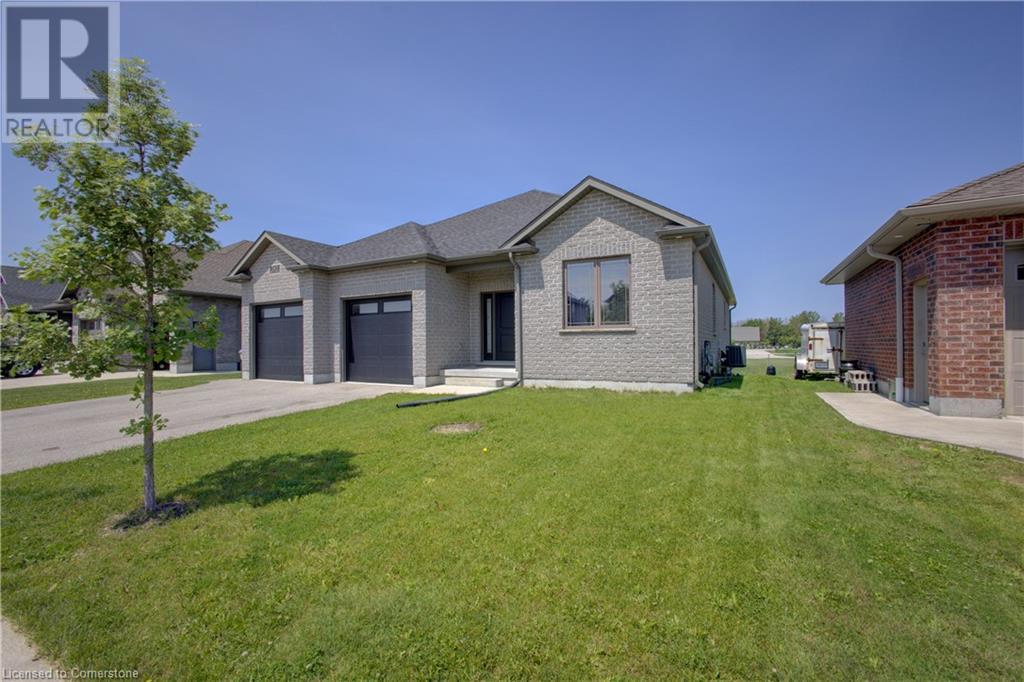745 Krotz Street E, Listowel, Ontario  N4W 0E4 - Photo 3 - 40745048