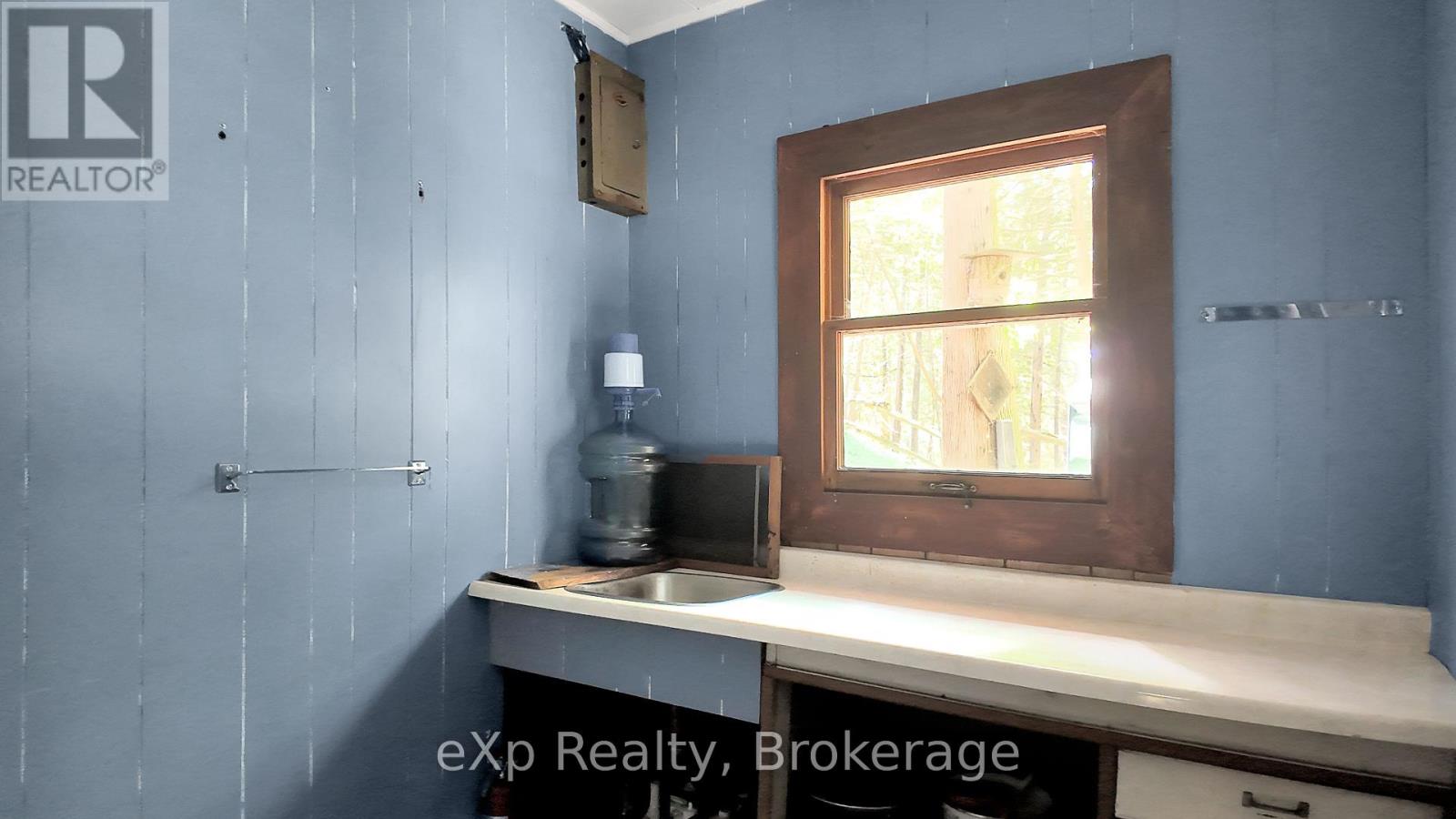 159 Maple Hill Road, Brockton, Ontario  N0G 2V0 - Photo 7 - X12244572
