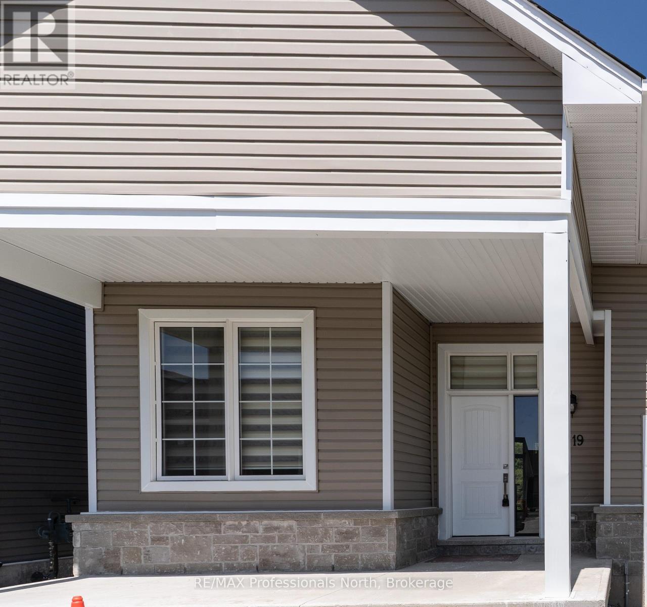 19 TURNBERRY COURT, Bracebridge, Ontario