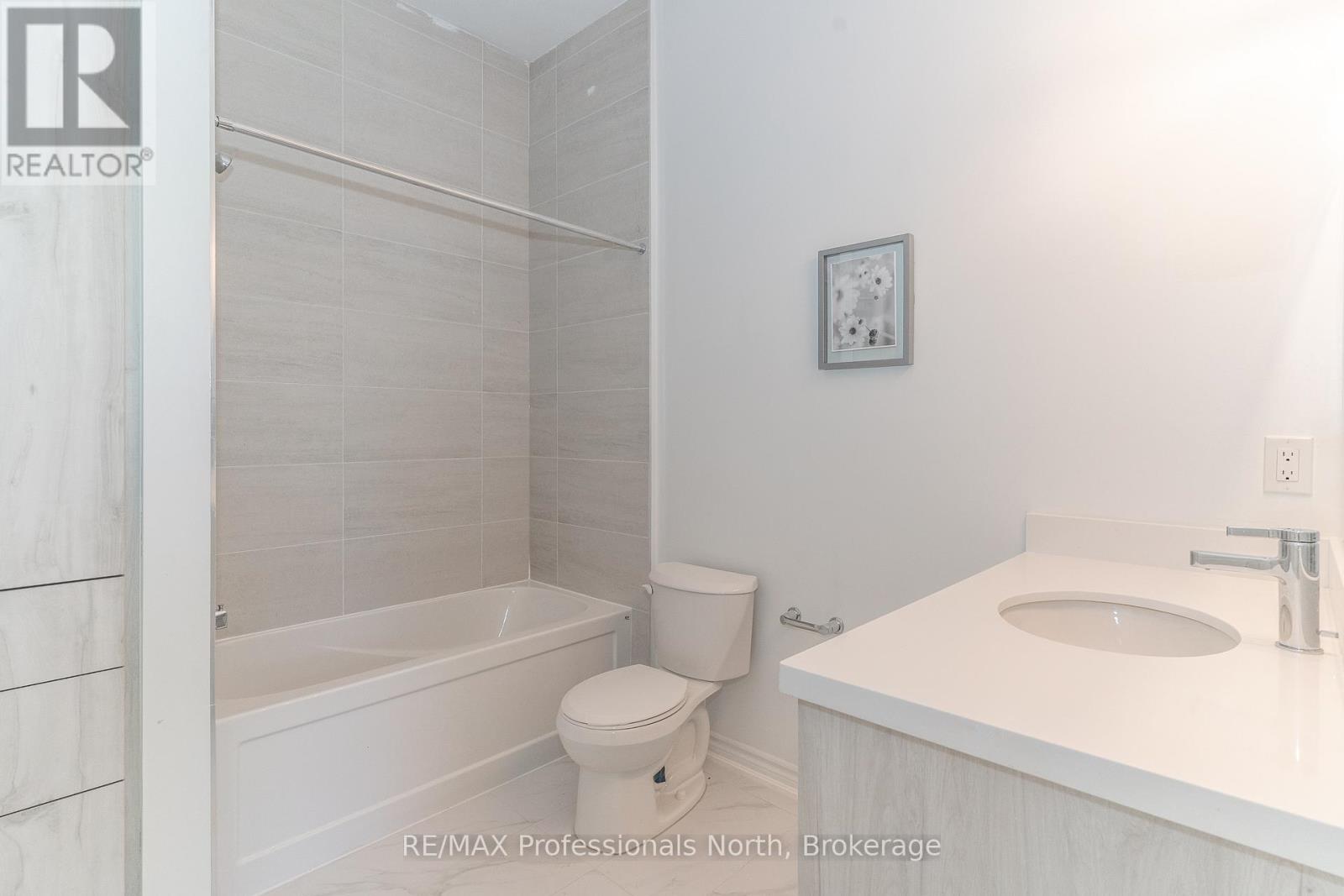 19 Turnberry Court, Bracebridge, Ontario  P1L 0N5 - Photo 10 - X12244586