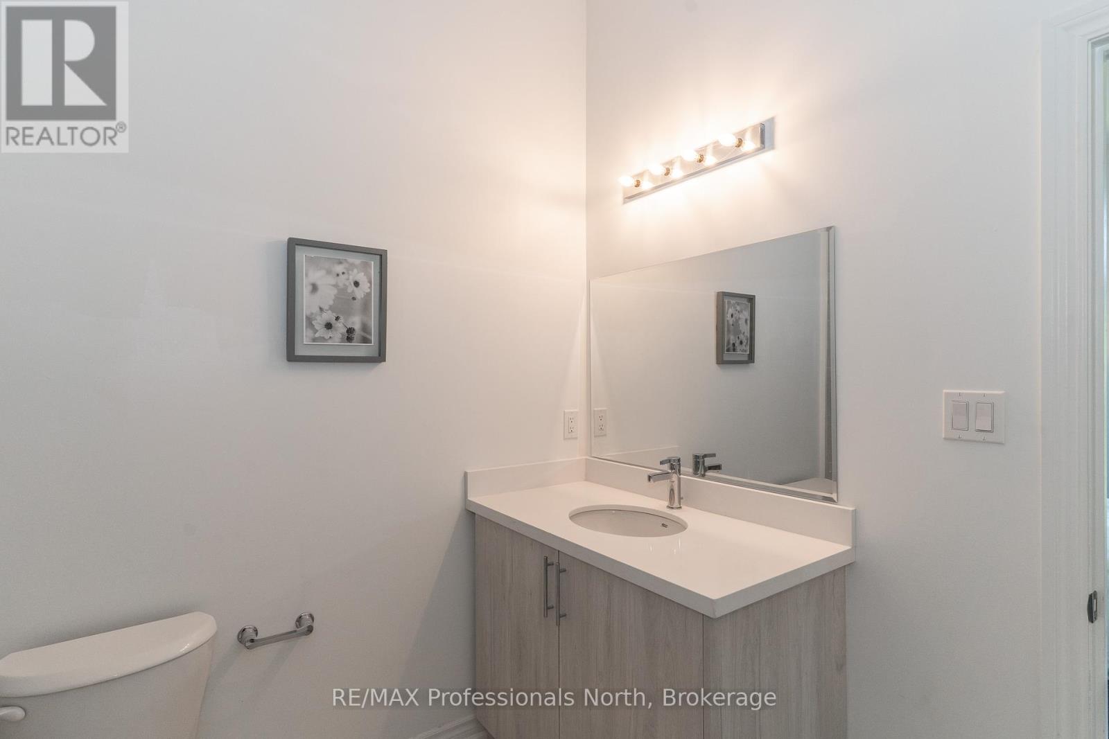 21 Turnberry Court, Bracebridge, Ontario  P1L 0N5 - Photo 11 - X12244588