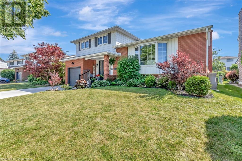 23 Meadowbrook Drive, Kitchener, Ontario  N2N 1E5 - Photo 2 - 40744965