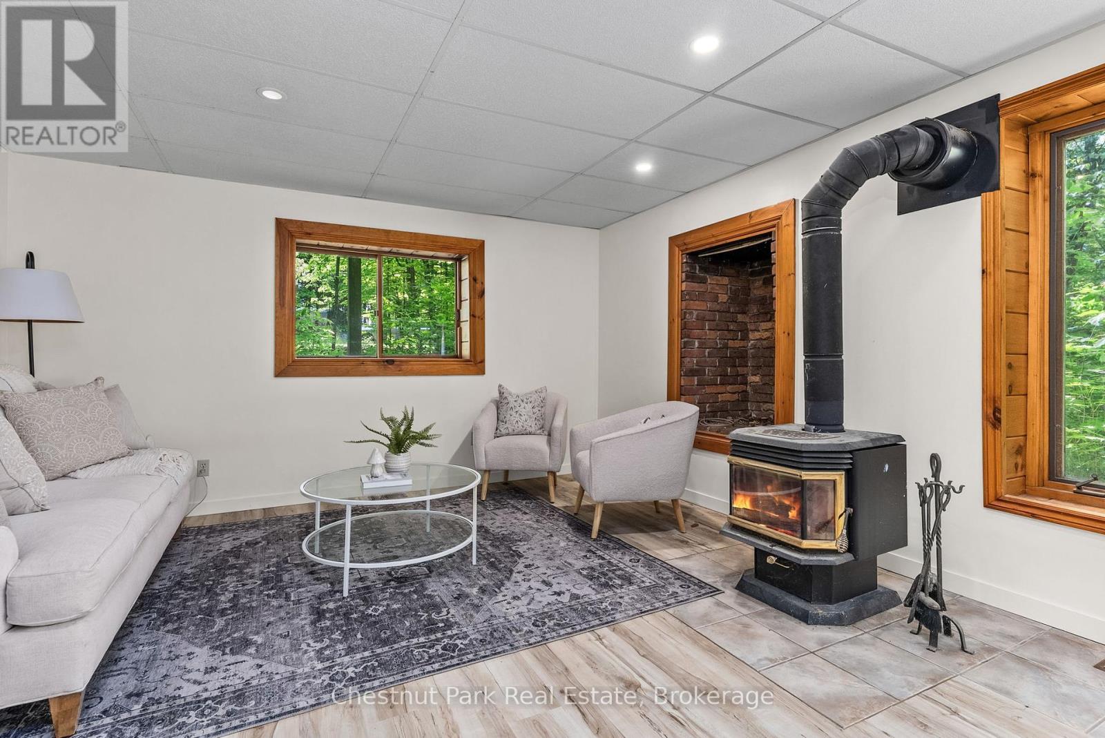 115 Woodland Drive, Huntsville, Ontario  P1H 1A7 - Photo 19 - X12244688