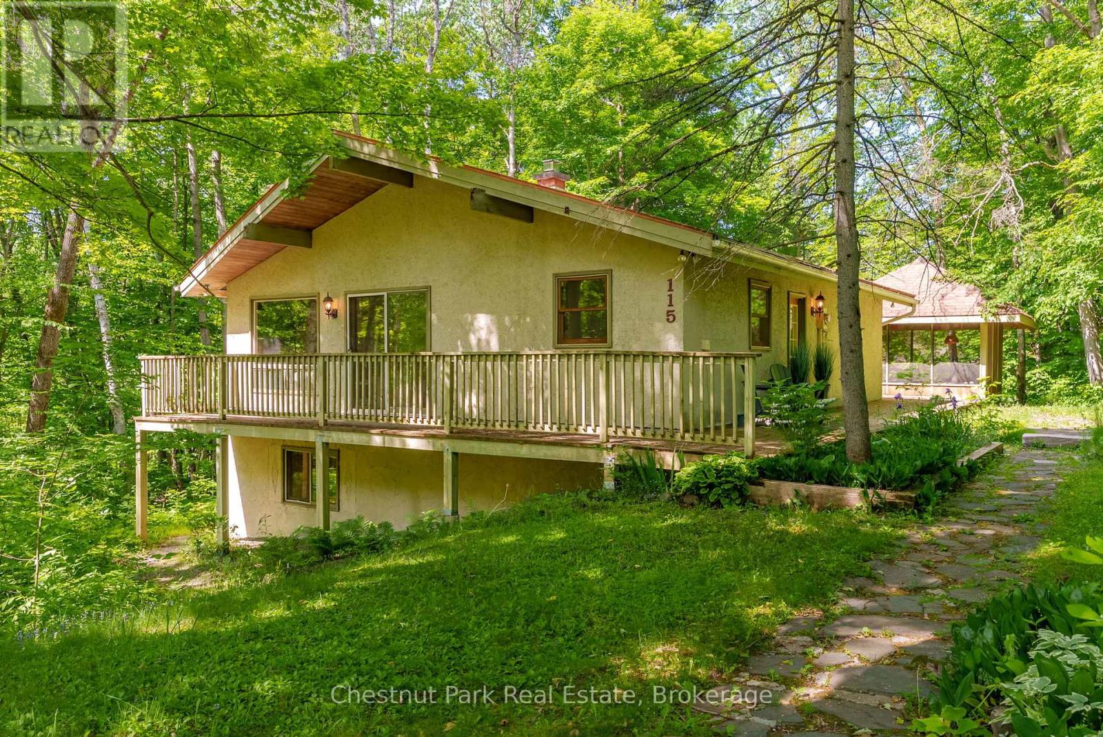 115 Woodland Drive, Huntsville, Ontario  P1H 1A7 - Photo 28 - X12244688
