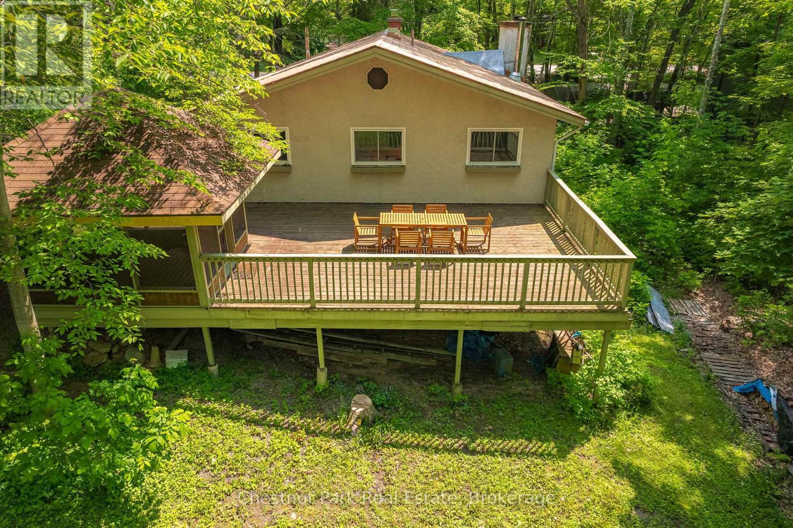 115 Woodland Drive, Huntsville, Ontario  P1H 1A7 - Photo 38 - X12244688