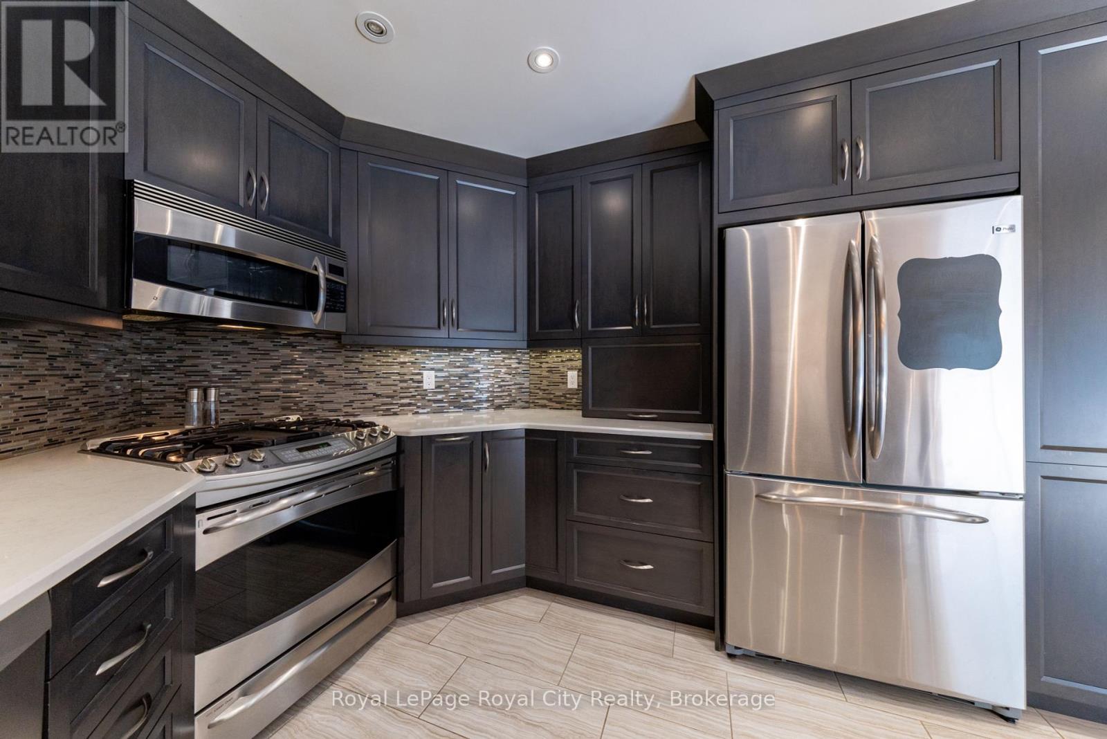 12 Burke Court, Guelph, Ontario  N1L 1J2 - Photo 6 - X12244703