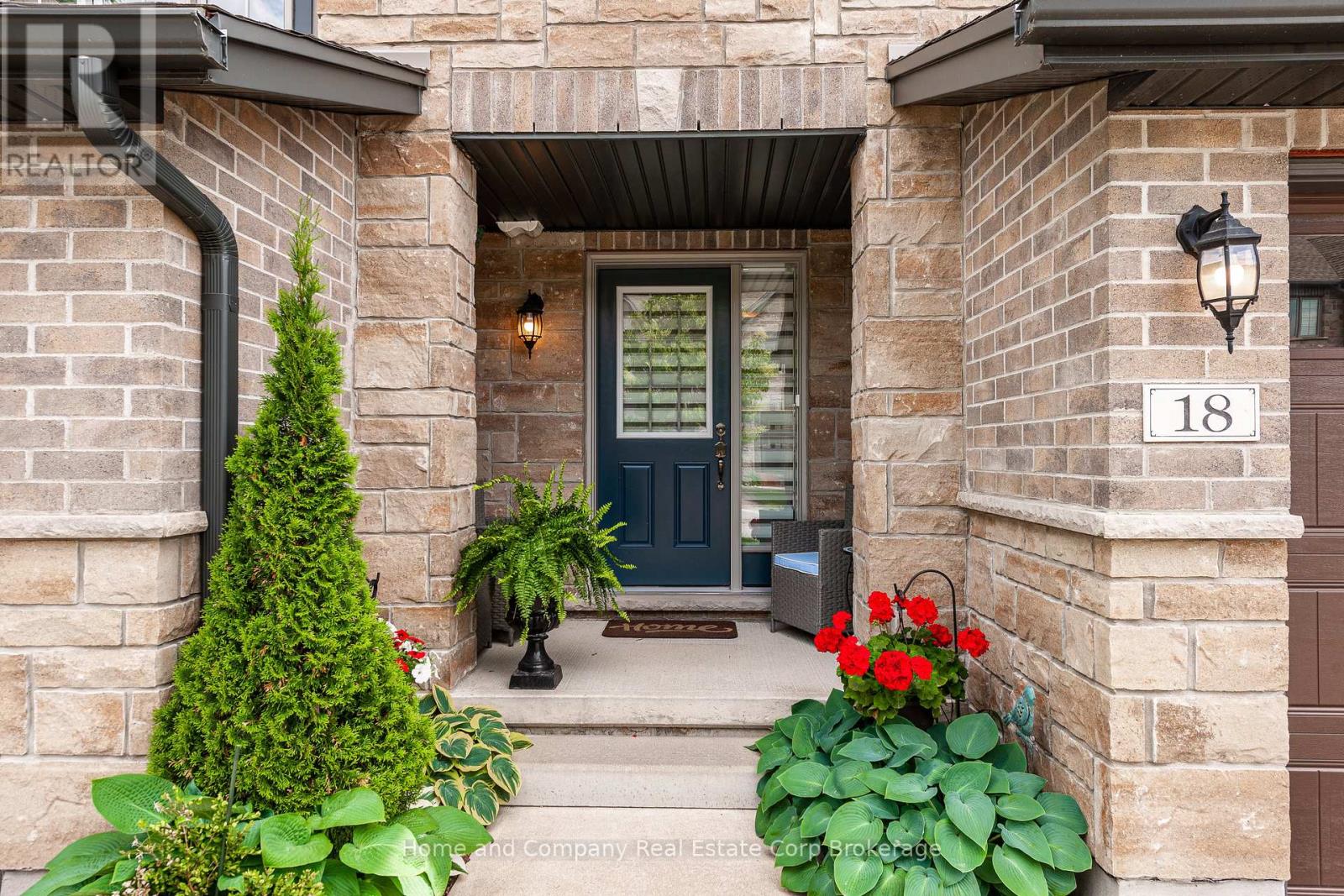 18 - 55 Harrison Street, Stratford, Ontario  N5A 0A4 - Photo 2 - X12244772