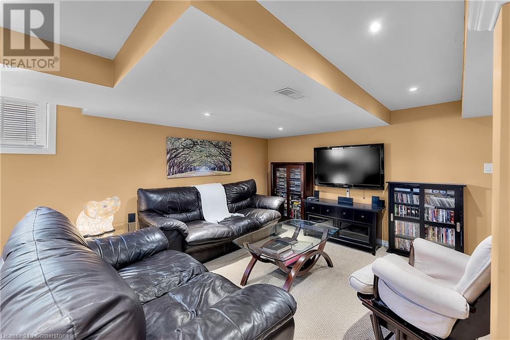 483 Scholfield Avenue N, Welland, Ontario  L3B 1N3 - Photo 17 - 40745131