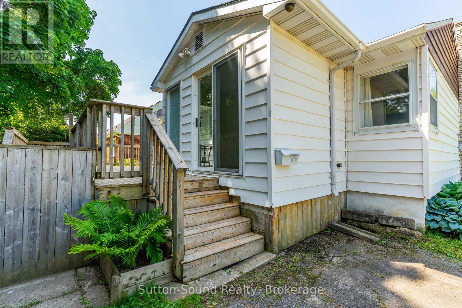 399 7th Avenue E, Owen Sound, Ontario  N4K 2W8 - Photo 32 - X12244850