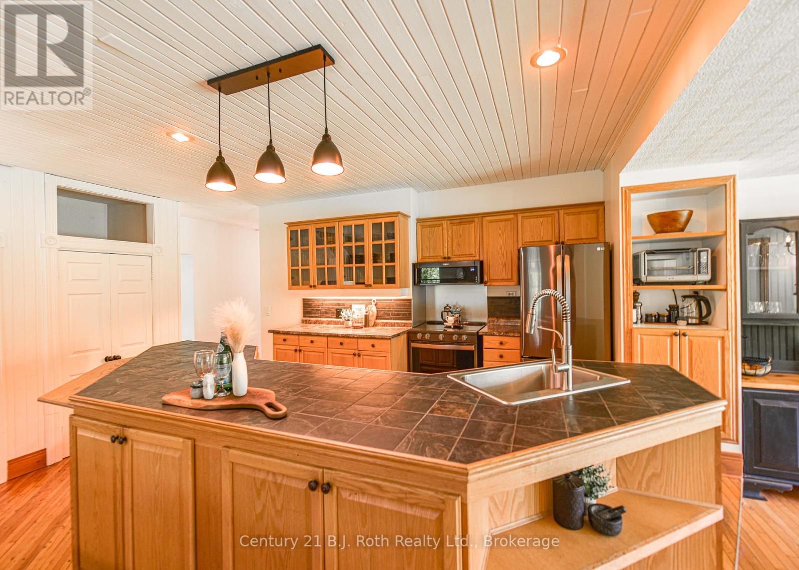 1151 Town Line, Severn, Ontario  L0K 1E0 - Photo 14 - S12244878
