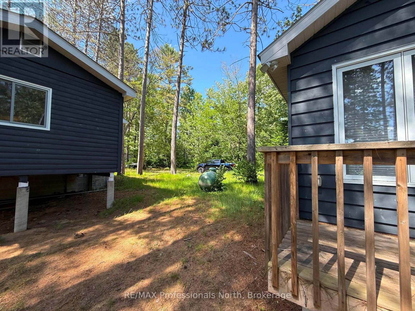 1053 Cheerful Lane, Dysart Et Al, Ontario  K0L 1M1 - Photo 35 - X12244908
