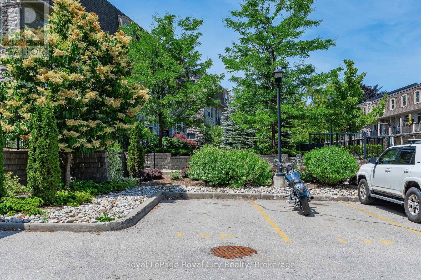 62b Cardigan Street, Guelph, Ontario  N1H 0A4 - Photo 43 - X12244931