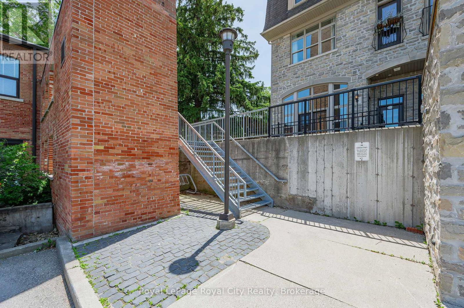 62b Cardigan Street, Guelph, Ontario  N1H 0A4 - Photo 6 - X12244931