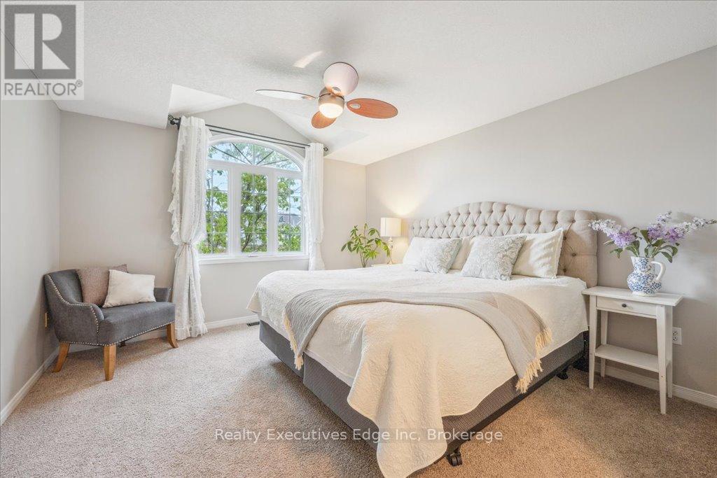5 - 210 Dawn Avenue, Guelph, Ontario  N1G 5L5 - Photo 21 - X12245163