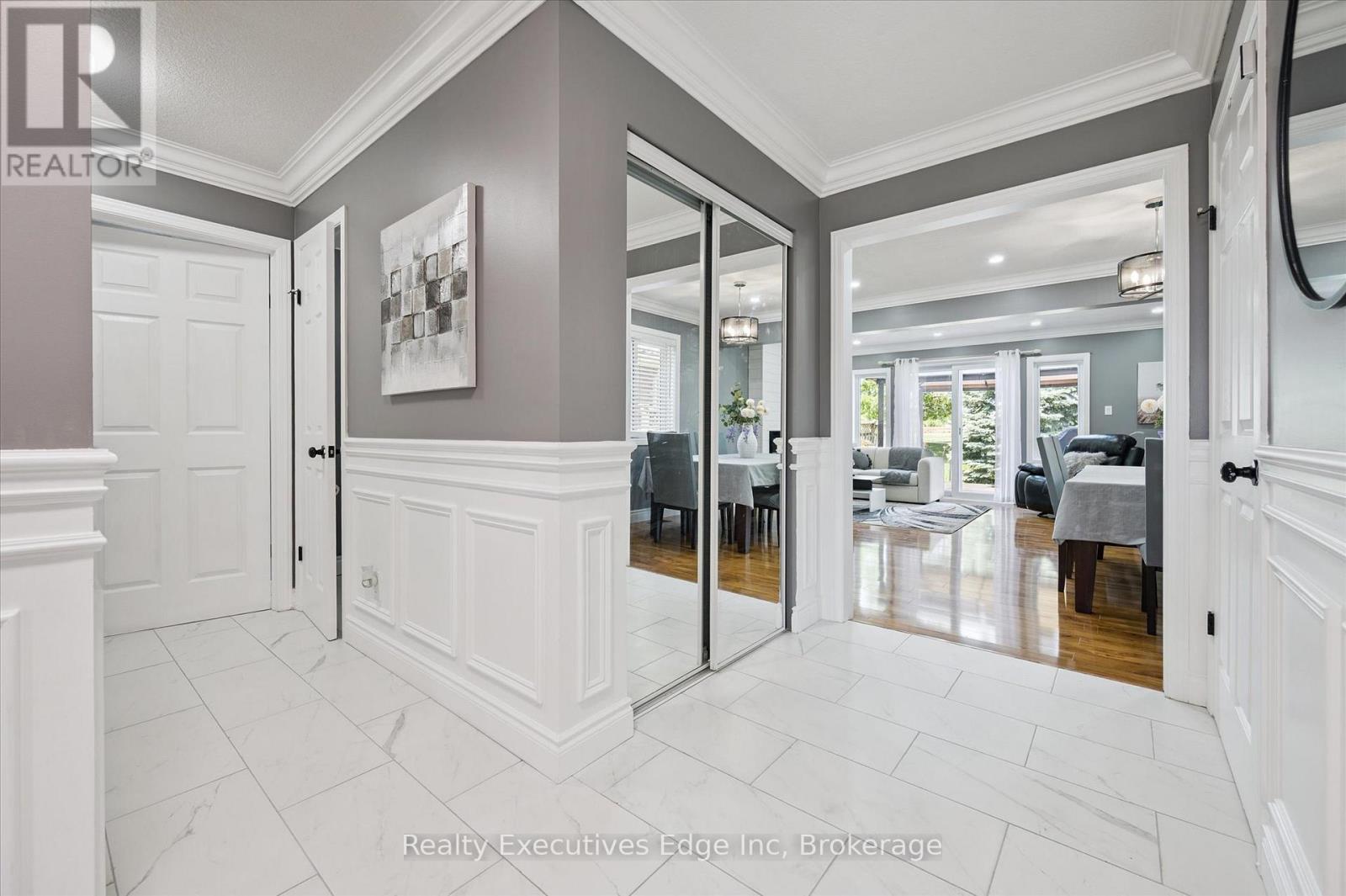 147 Gatehouse Drive, Cambridge, Ontario  N1P 1E5 - Photo 8 - X12245192