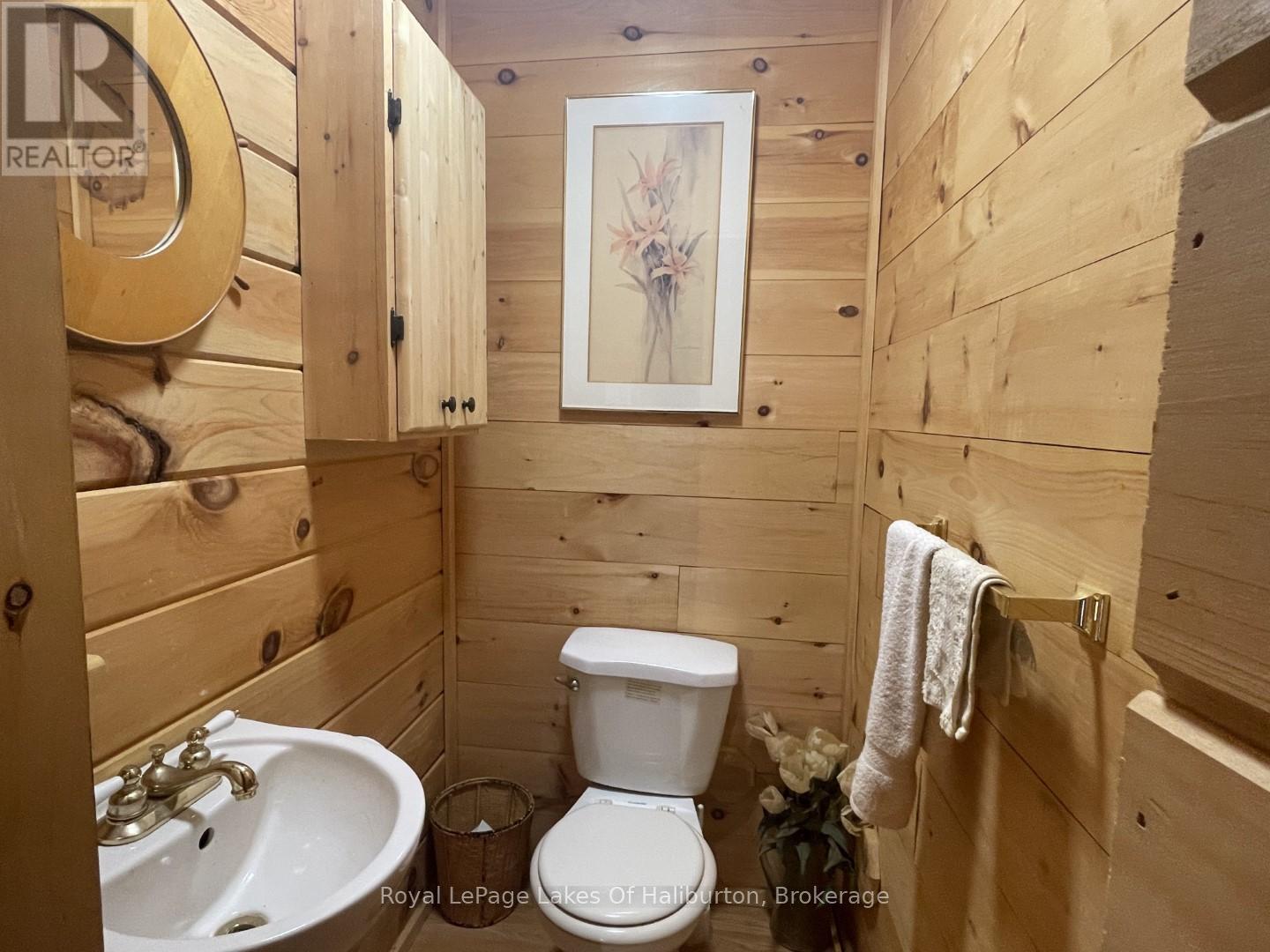 1701 Claude Brown Road, Minden Hills, Ontario  K0M 2K0 - Photo 22 - X12245253