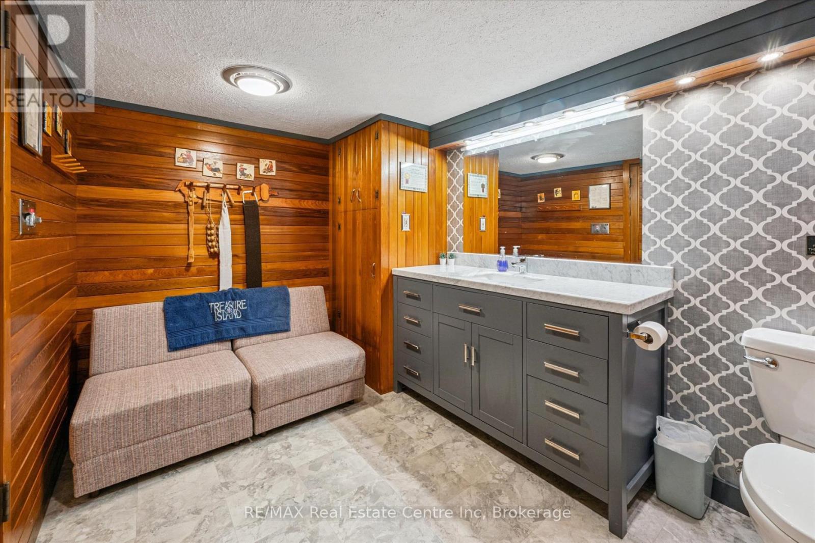 6618 Laird Road W, Guelph, Ontario  N1H 6J3 - Photo 19 - X12245262