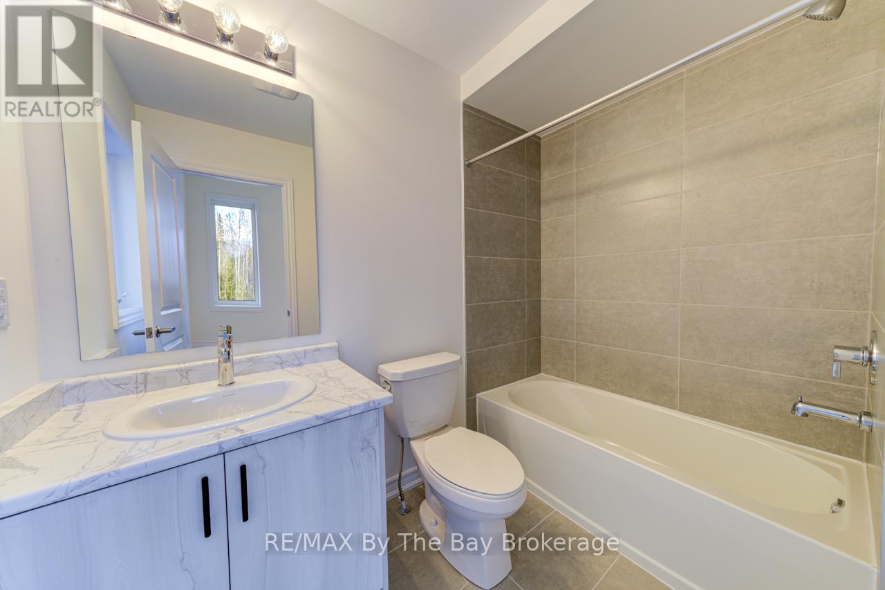 206 Mapleside Drive, Wasaga Beach, Ontario  L9Z 0L4 - Photo 24 - S12245353