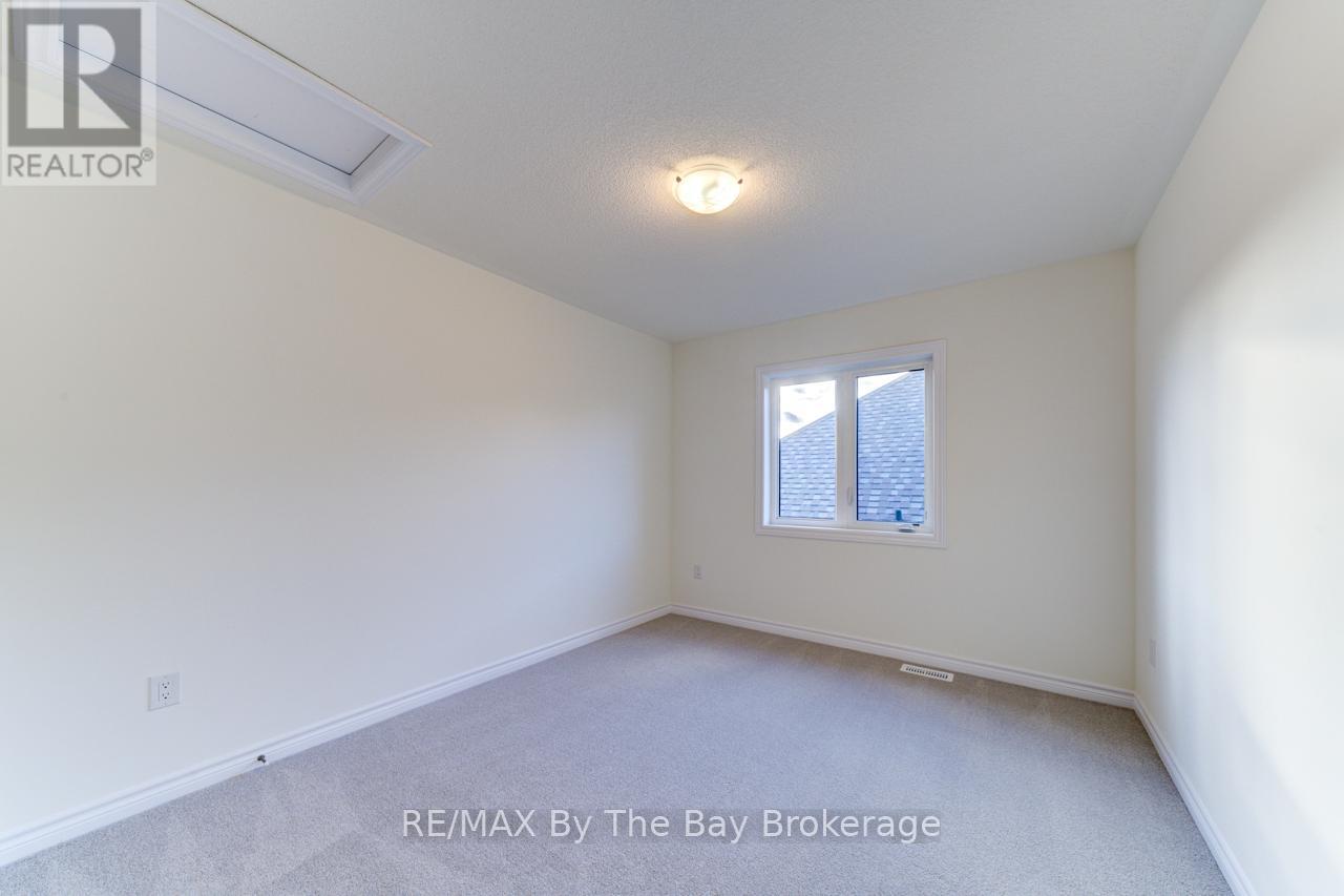 206 Mapleside Drive, Wasaga Beach, Ontario  L9Z 0L4 - Photo 28 - S12245353