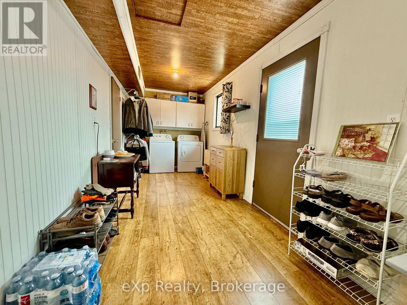 50 Absalom Street E, South Bruce, Ontario  N0G 2J0 - Photo 10 - X12245347