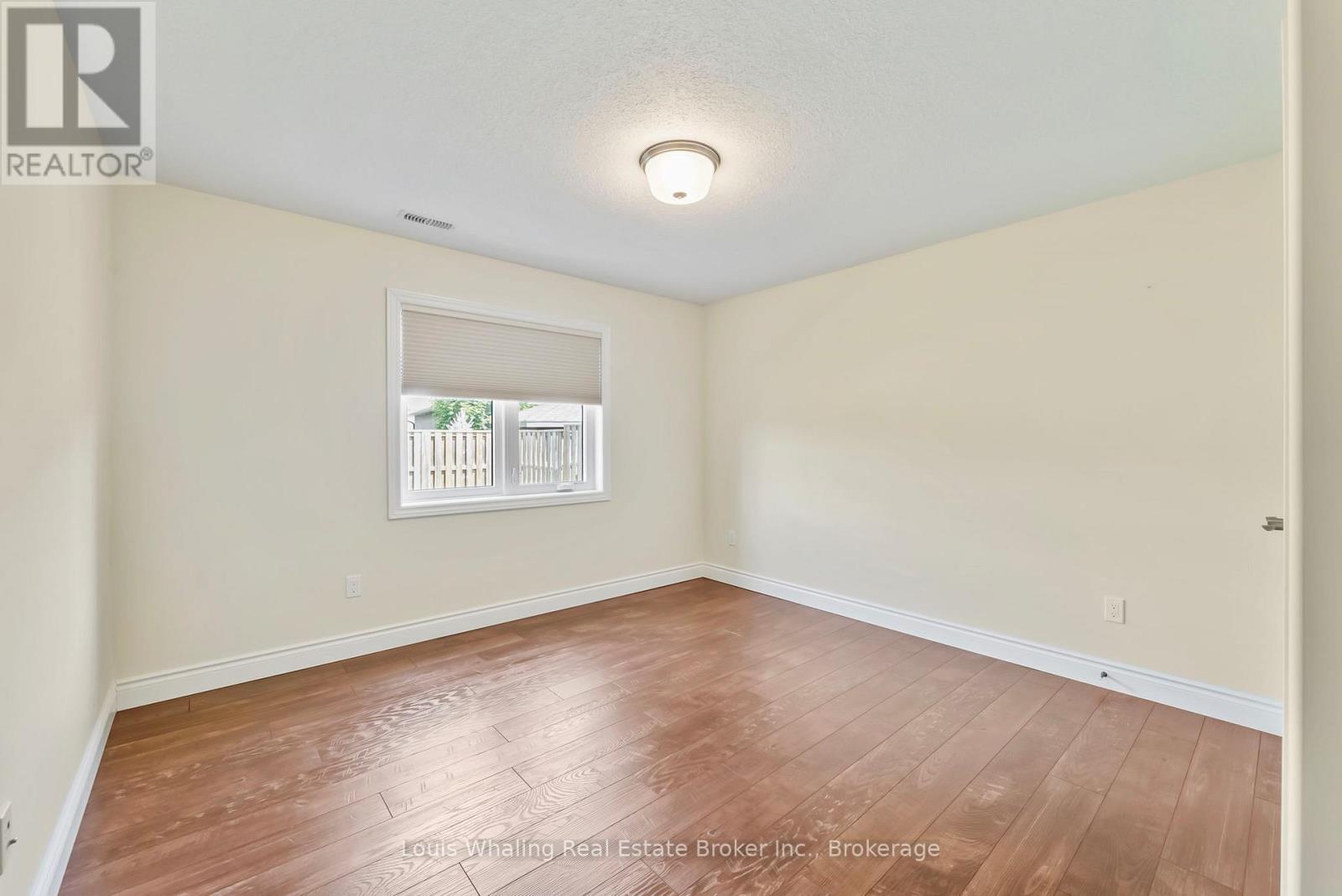 768 15th Street, Hanover, Ontario  N4N 3W7 - Photo 22 - X12245362