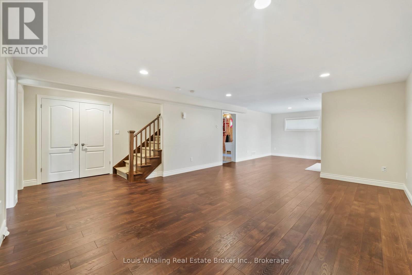 768 15th Street, Hanover, Ontario  N4N 3W7 - Photo 24 - X12245362