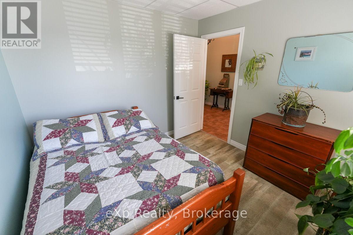 149 Mallory Beach Road, South Bruce Peninsula, Ontario  N0H 2T0 - Photo 17 - X12245400
