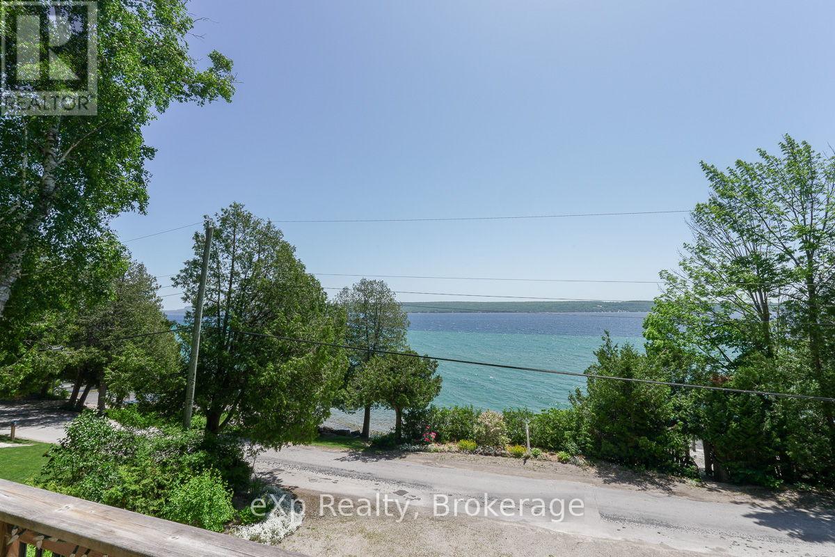 149 Mallory Beach Road, South Bruce Peninsula, Ontario  N0H 2T0 - Photo 2 - X12245400