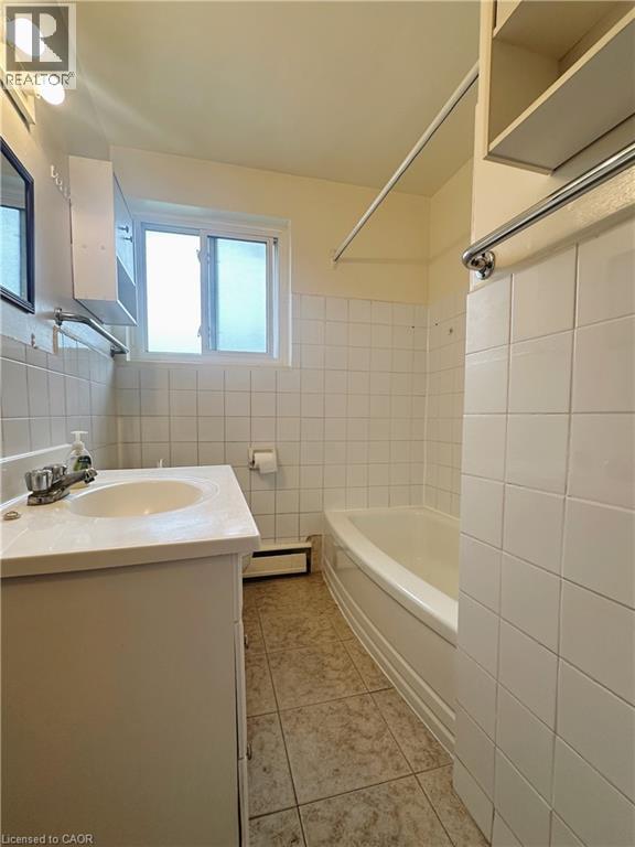 24 Cait Avenue Unit# 2, Kitchener, Ontario  N2C 1G4 - Photo 7 - 40743601