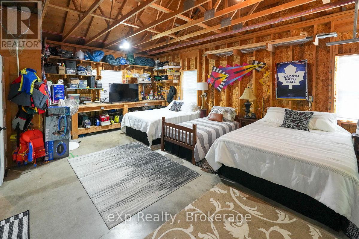 135 Lakeview Road, Chatsworth, Ontario  N0H 1G0 - Photo 25 - X12245453