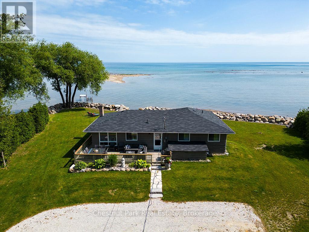139 Teskey Drive, Blue Mountains, Ontario  N0H 1J0 - Photo 4 - X12245469