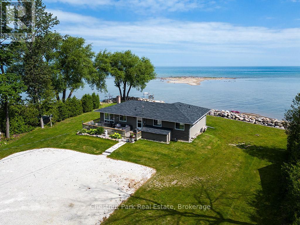 139 Teskey Drive, Blue Mountains, Ontario  N0H 1J0 - Photo 5 - X12245469