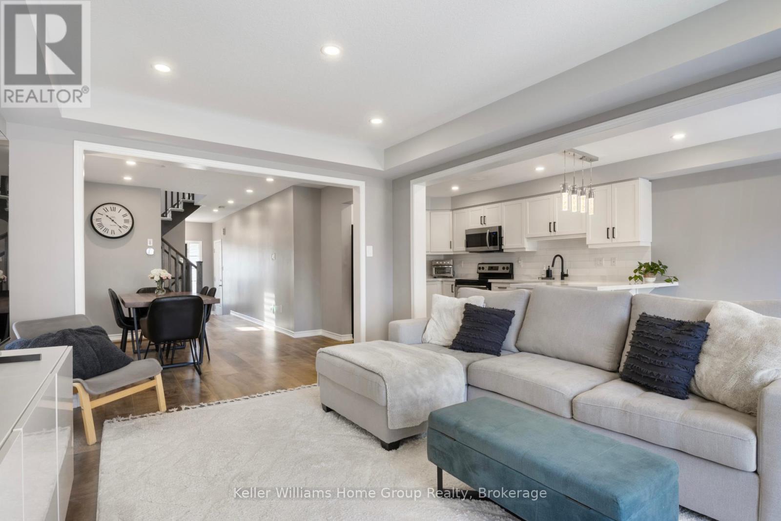 173 West Oak Trail, Kitchener, Ontario  N2R 0J3 - Photo 13 - X12245804