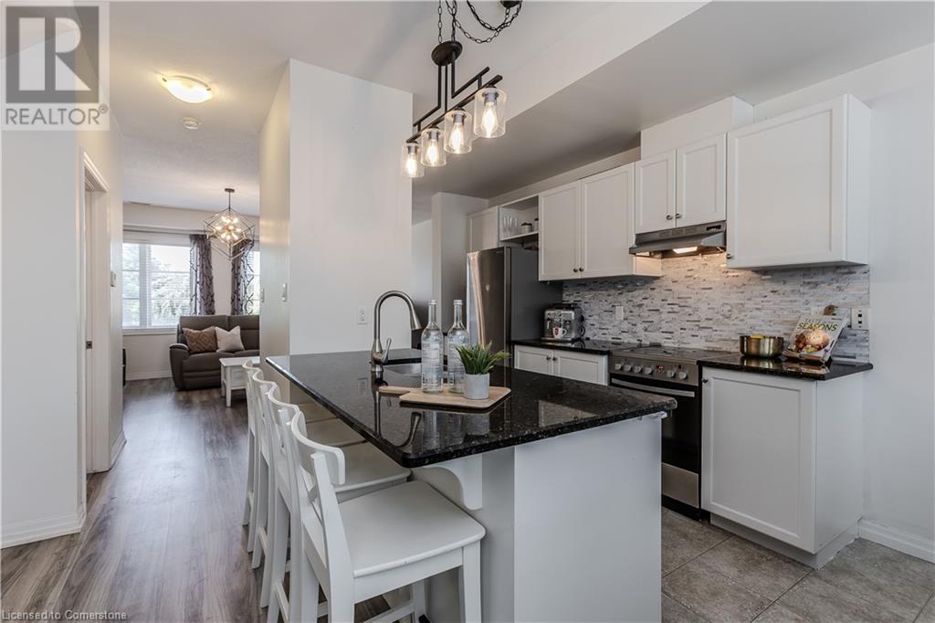 70 Plains Road W Unit# 46, Burlington, Ontario  L7T 0B6 - Photo 1 - 40744900