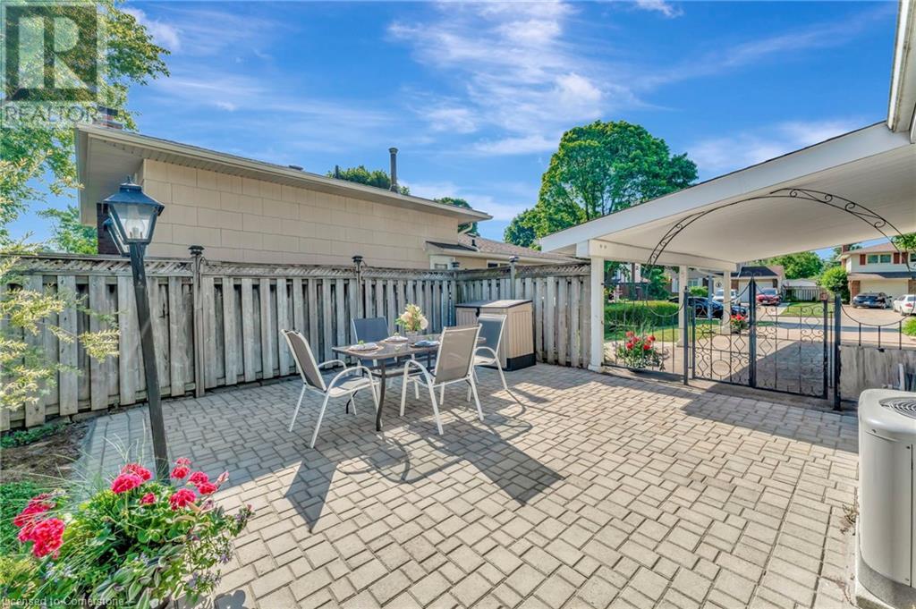 364 Boxbury Drive, Waterloo, Ontario  N2K 1W2 - Photo 38 - 40744492