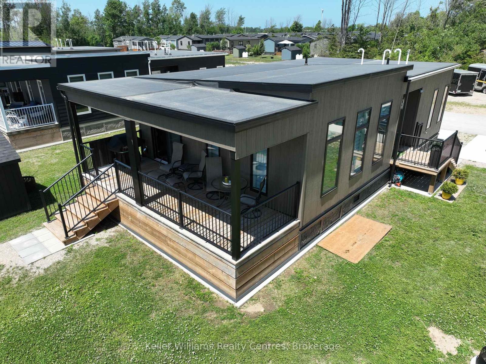 1510 - 5007 Highway 21 Highway, Saugeen Shores, Ontario  N0H 2C5 - Photo 2 - X12245869
