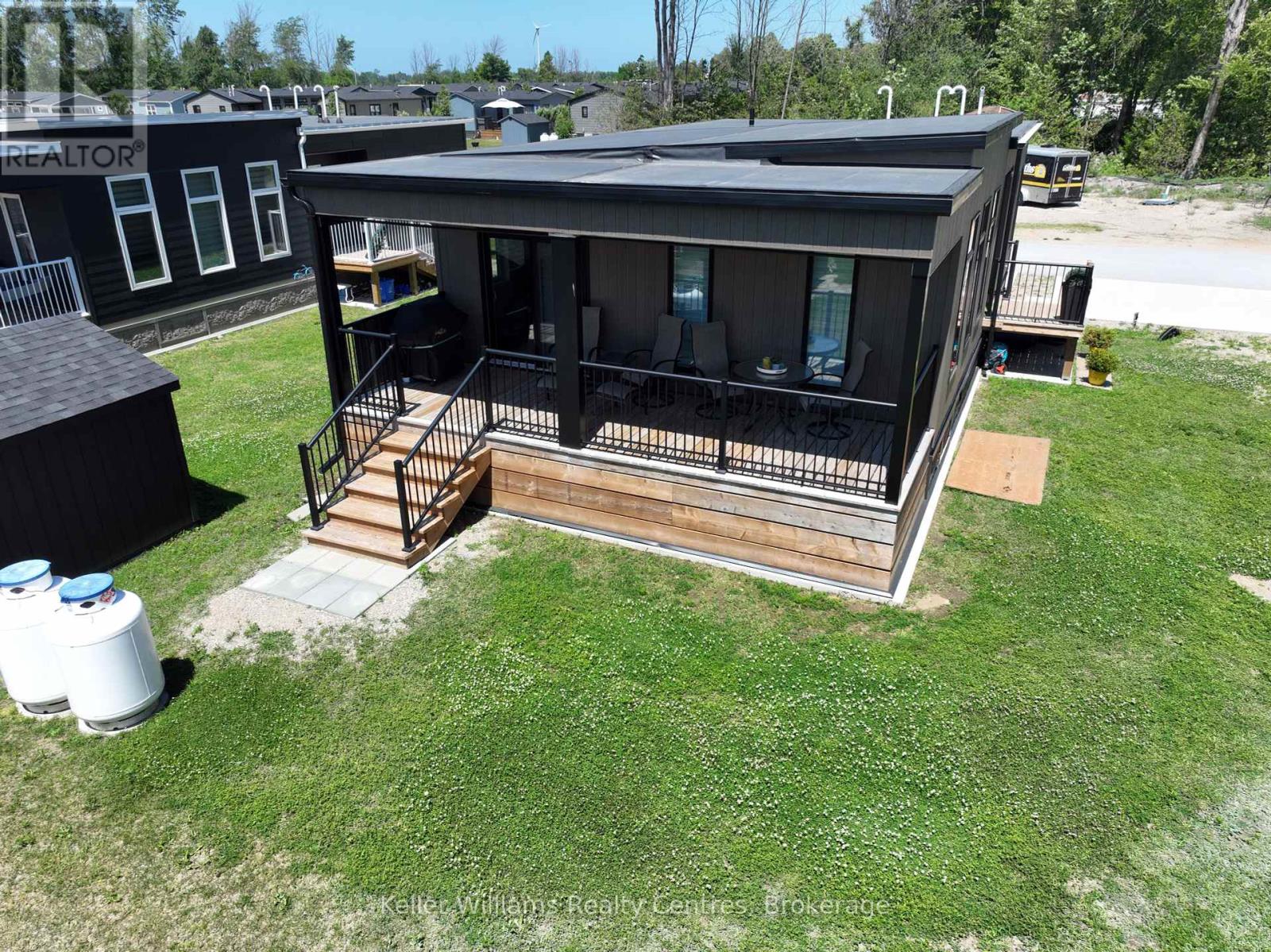 1510 - 5007 Highway 21 Highway, Saugeen Shores, Ontario  N0H 2C5 - Photo 3 - X12245869