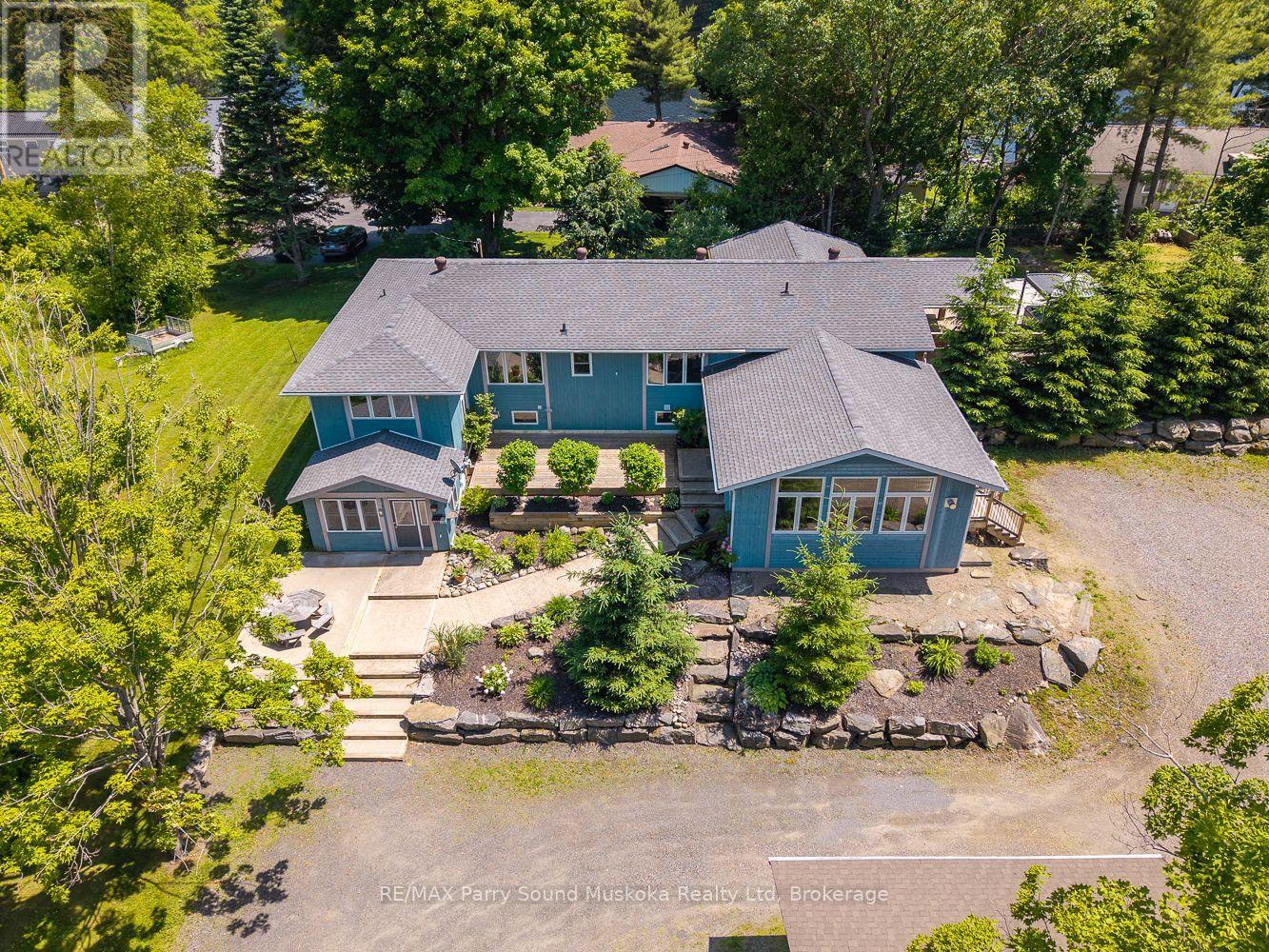9 ADDIE STREET, Parry Sound, Ontario