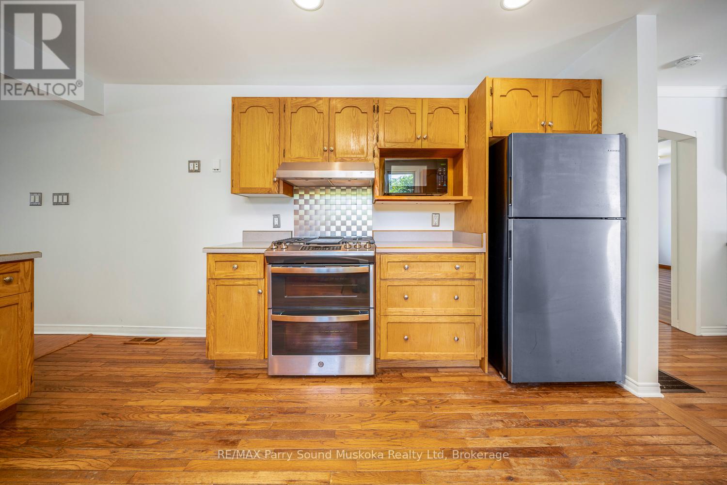 9 Addie Street, Parry Sound, Ontario  P2A 2J9 - Photo 25 - X12245963