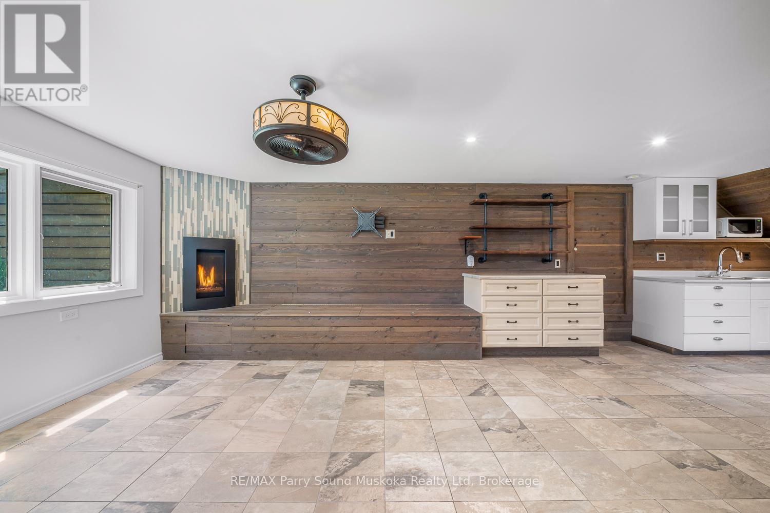 9 Addie Street, Parry Sound, Ontario  P2A 2J9 - Photo 41 - X12245963