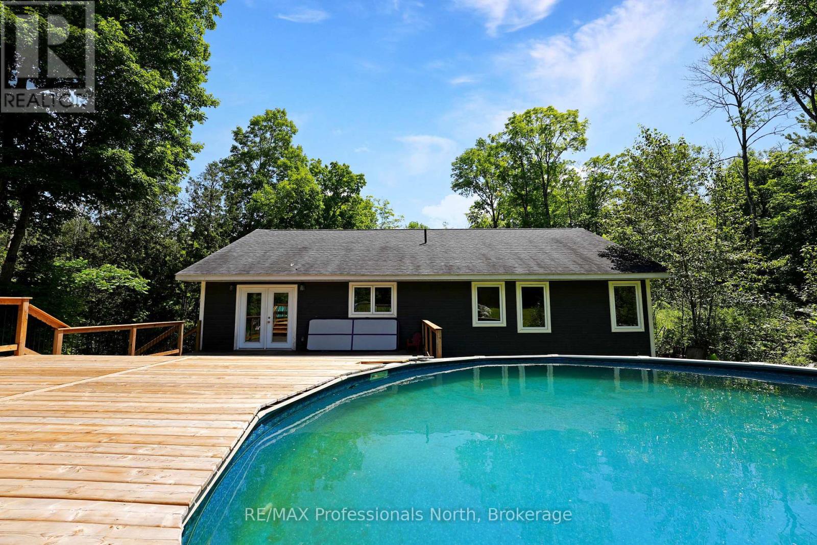 1979 Blairhampton Road, Minden Hills, Ontario  K0M 2K0 - Photo 10 - X12245996