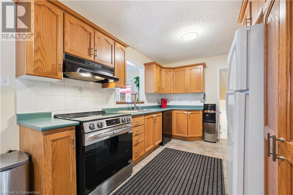 504 Forest Hill Drive, Kitchener, Ontario  N2M 4H6 - Photo 12 - 40745007